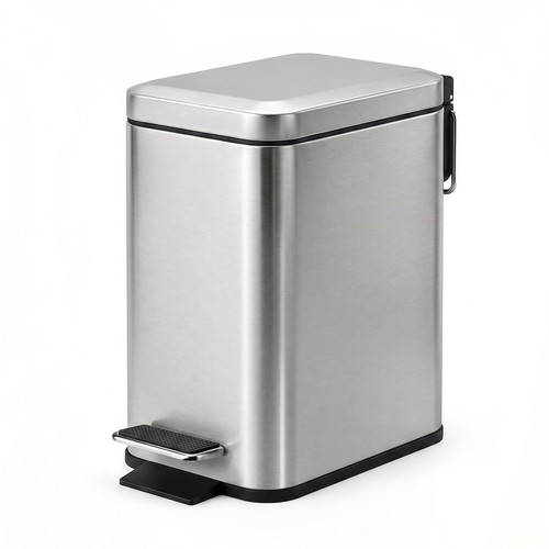 Small bathroom trash - small, can